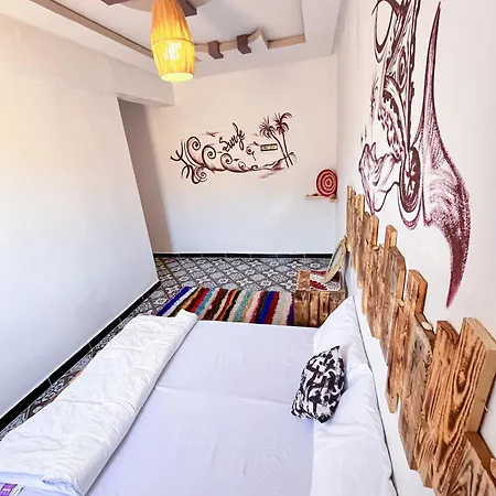 Boilers Surf House Hostel Tamri Exterior photo