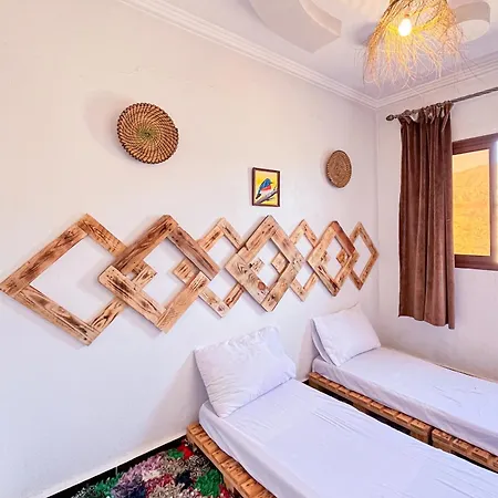 Boilers Surf House Hostel Tamri Exterior photo