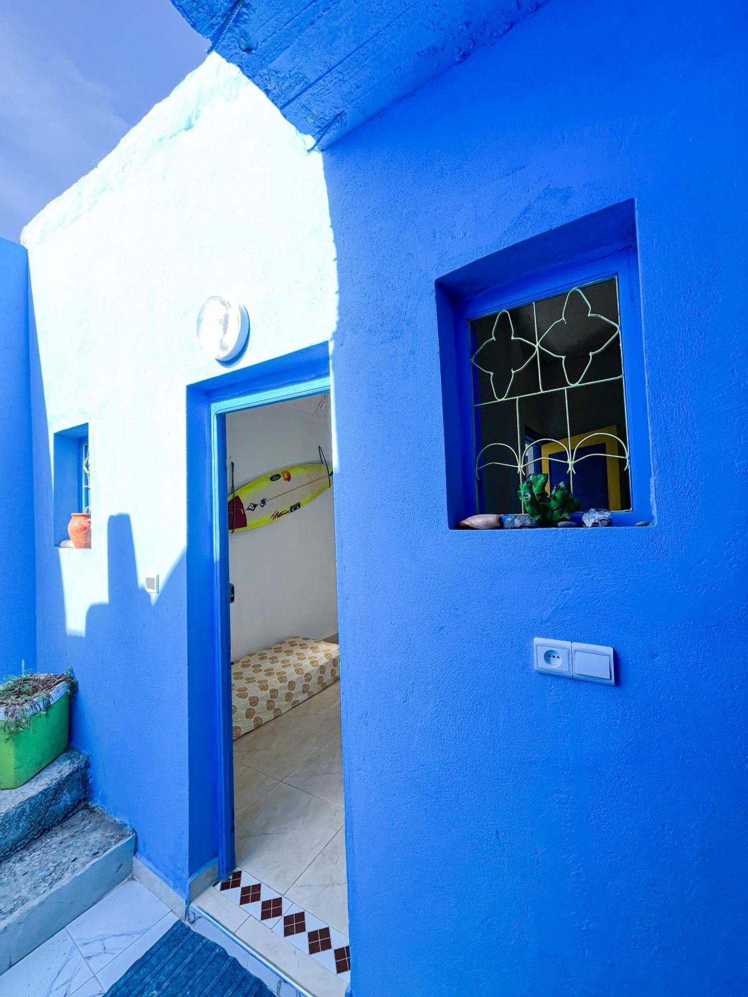 Boilers Surf House Hostel *