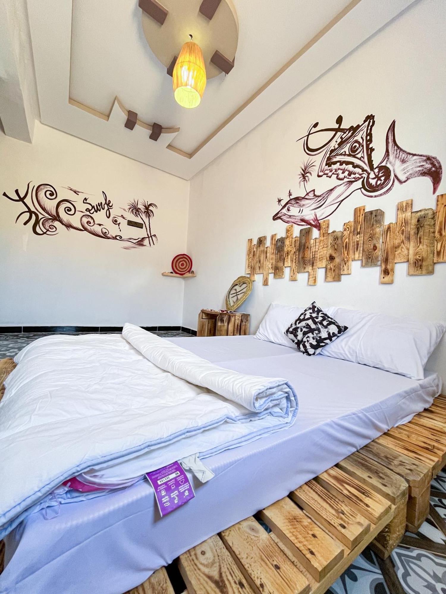 Boilers Surf House